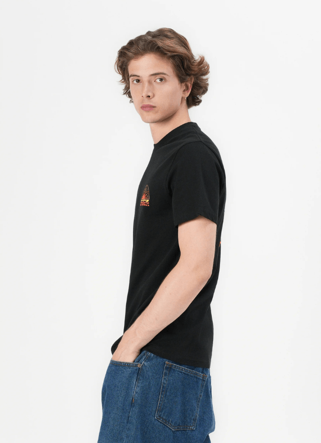 Remera Grateful Shred Negra