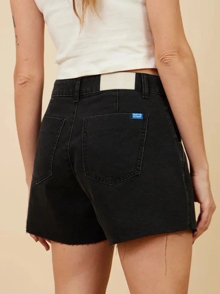 Short Rusty Pollera Odra – Negro