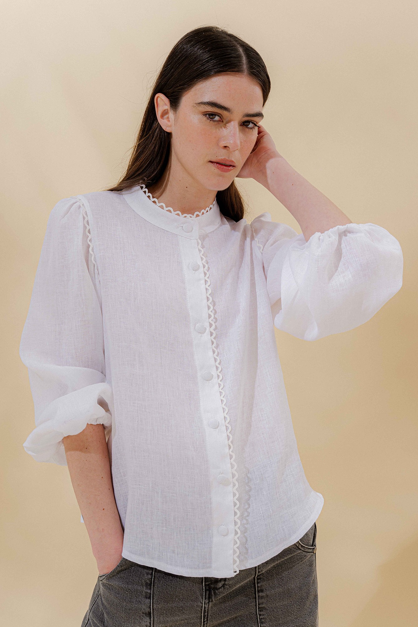 By-Florencia Camisas y Blusas
