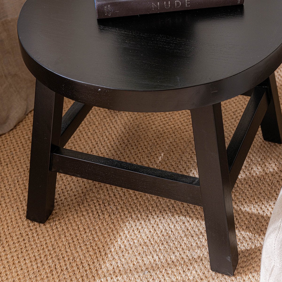 Mesa Lateral Cecile Black