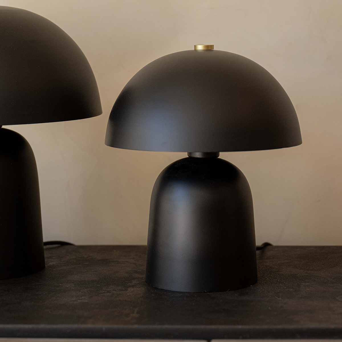 Lámpara de mesa Fungi Black 30cm